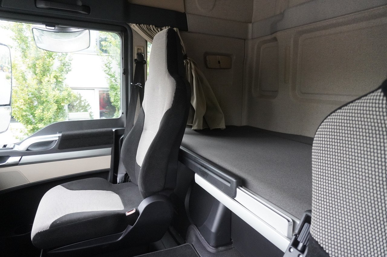 Autocisterna MAN TGS 35.420 8×2 / NEW septic barrel 13000 L / 3 steered axles: foto 20