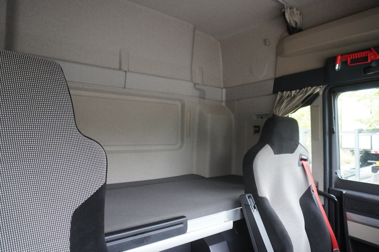 Autocisterna MAN TGS 35.420 8×2 / NEW septic barrel 13000 L / 3 steered axles: foto 25