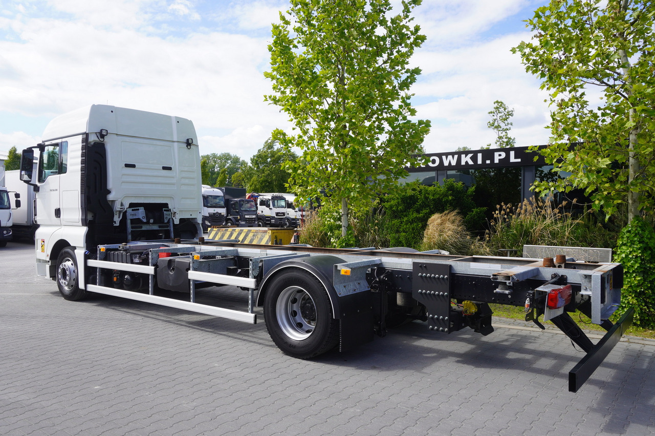 MAN TGX 18.430 / BDF 7.5 m / sleeping cab / 2021 - Konteineru vedējs/ Kravas automašīna ar noņemamā virsbūve: foto 3 MAN TGX 18.430 / BDF 7.5 m / sleeping cab / 2021 - Konteineru vedējs/ Kravas automašīna ar noņemamā virsbūve: foto 3