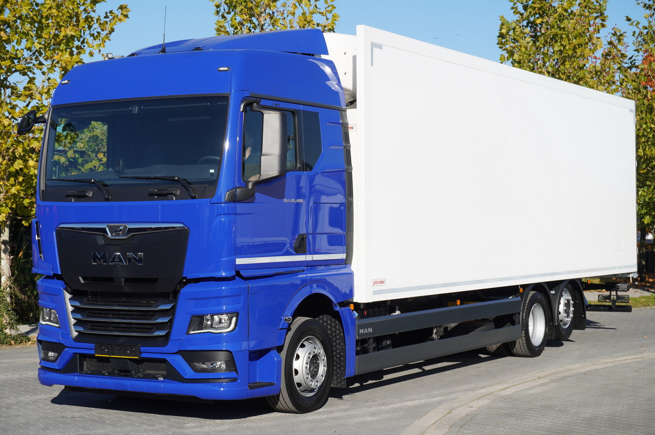 MAN TGX 26.400 / Plandex 23 palety / Carrier Supra 1150 MT - Izometriskais kravas automašīna: foto 1 MAN TGX 26.400 / Plandex 23 palety / Carrier Supra 1150 MT - Izometriskais kravas automašīna: foto 1