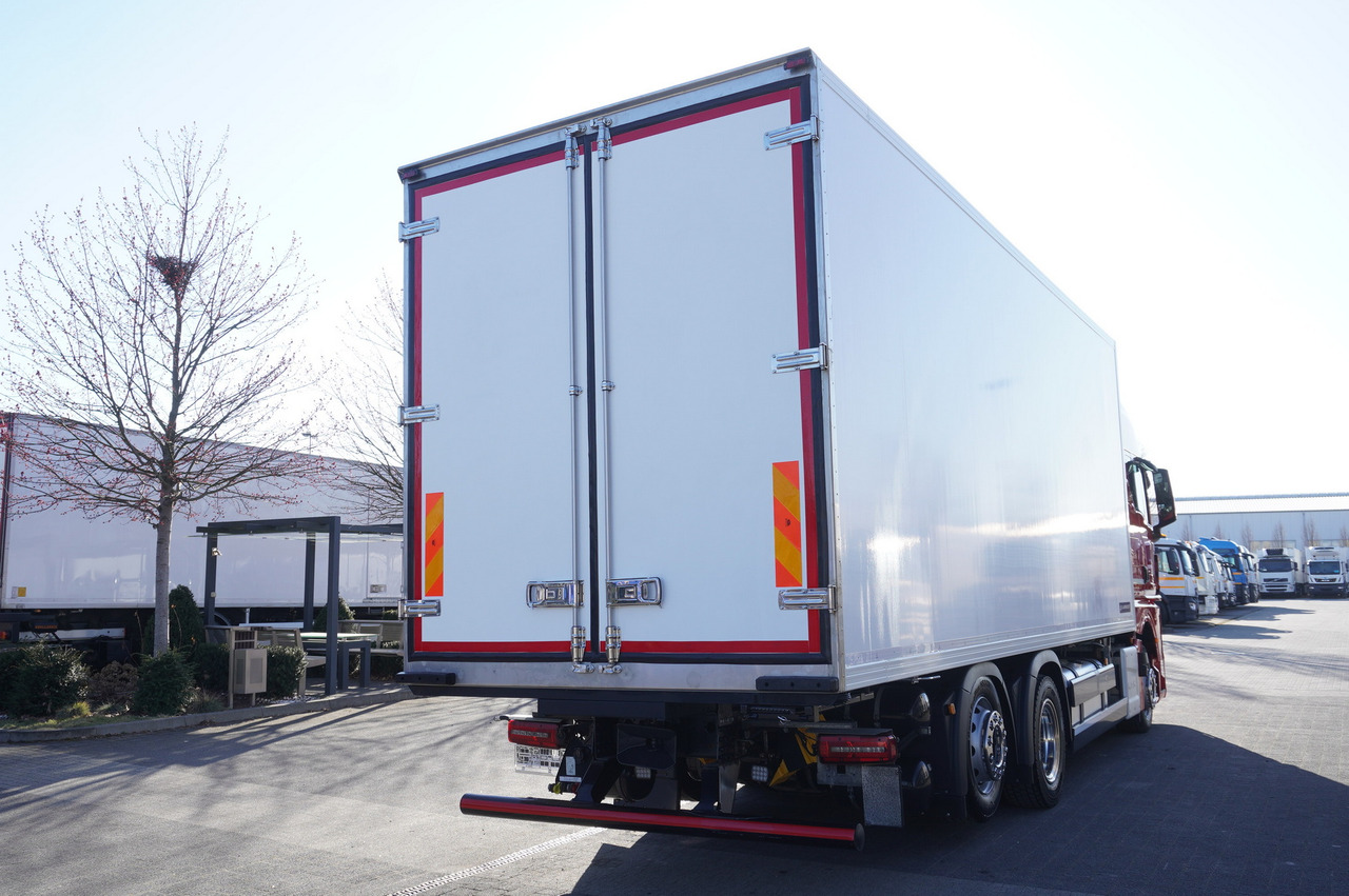 MAN TGX 26.510 / 2022 / New Lamberet refrigerator bitemperature/ Carrier Supra 1150 MT / 4 units - Kravas automašīna refrižerators: foto 4 MAN TGX 26.510 / 2022 / New Lamberet refrigerator bitemperature/ Carrier Supra 1150 MT / 4 units - Kravas automašīna refrižerators: foto 4