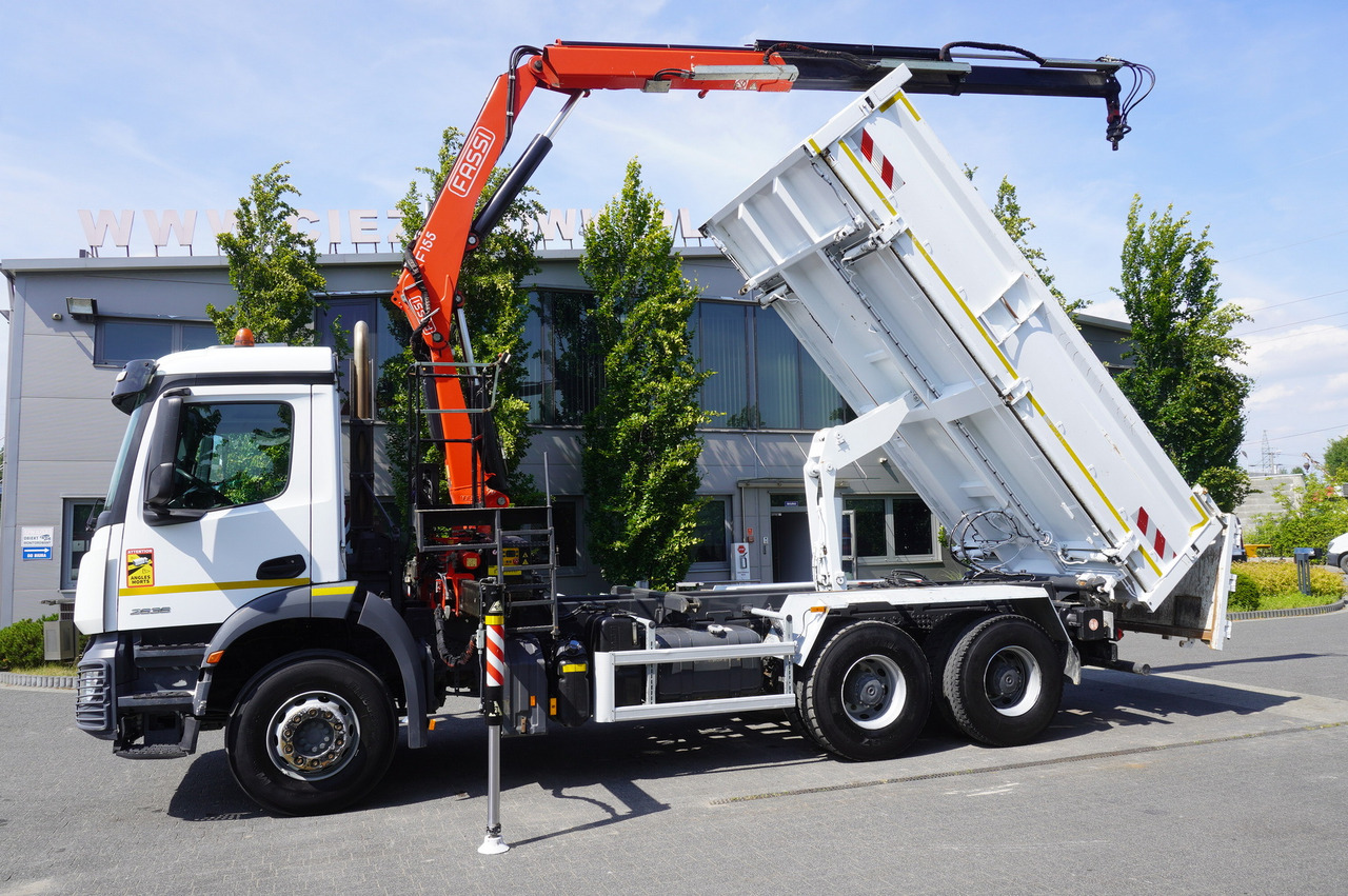 MERCEDES-BENZ AROCS 2636 / Fassi F155A.0.22 crane 6t / 120 tho. km / 3-sided dump truck / 2 x Bordmatic - Bortu kravas automašīna/ Platforma, Kravas auto ar manipulatoru: foto 5 MERCEDES-BENZ AROCS 2636 / Fassi F155A.0.22 crane 6t / 120 tho. km / 3-sided dump truck / 2 x Bordmatic - Bortu kravas automašīna/ Platforma, Kravas auto ar manipulatoru: foto 5