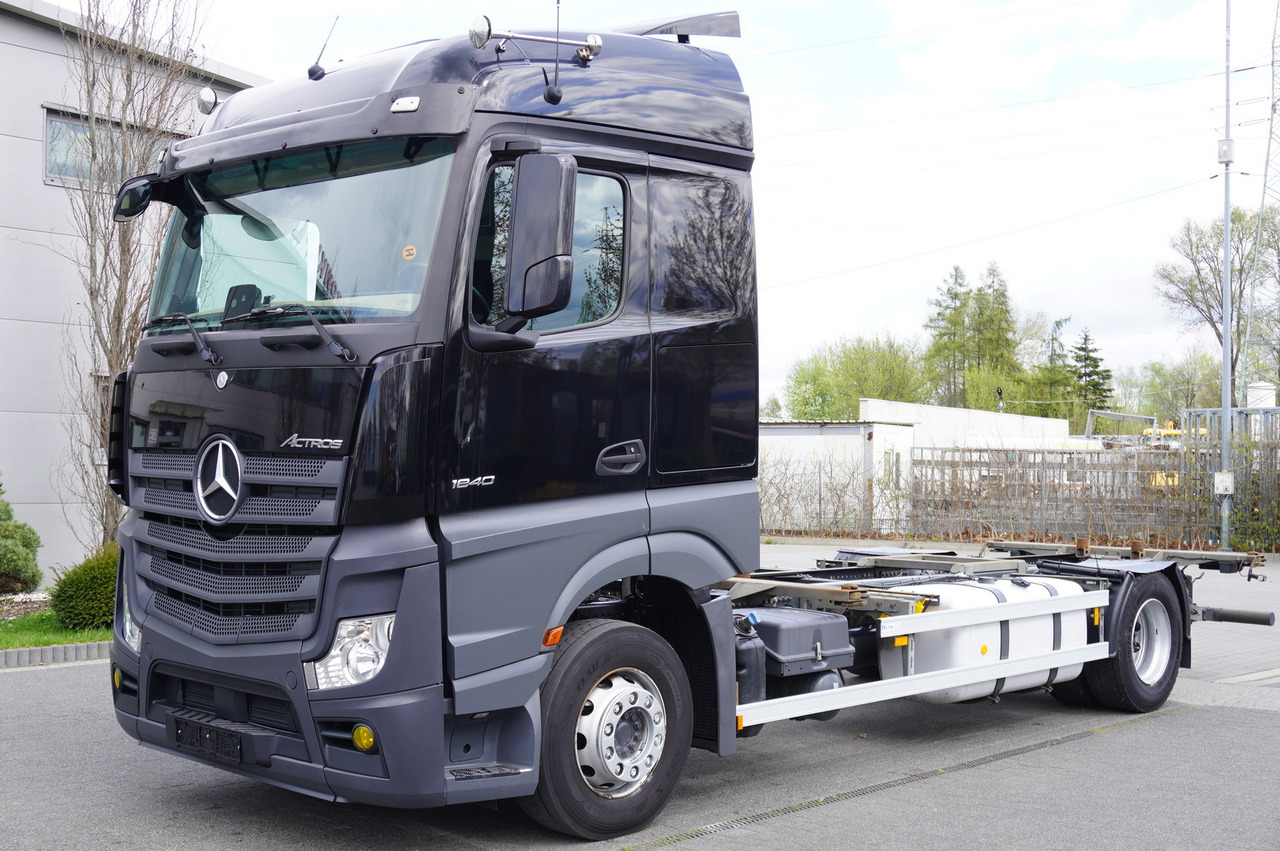 MERCEDES-BENZ Actros 1840 E6 4x2 / Lounge chair BDF - Šasija kravas automašīna: foto 1 MERCEDES-BENZ Actros 1840 E6 4x2 / Lounge chair BDF - Šasija kravas automašīna: foto 1