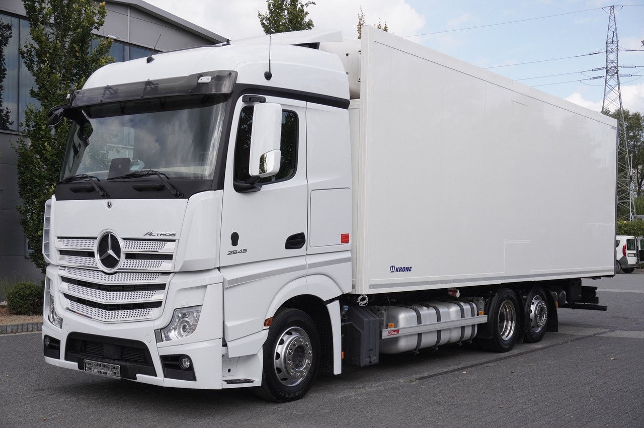 MERCEDES-BENZ Actros 2545 MP5 6×2 E6 / KRONE REFRIGERATOR 40 pallets Bitemperature Doppelstock / high 2.7m - Kravas automašīna refrižerators: foto 1 MERCEDES-BENZ Actros 2545 MP5 6×2 E6 / KRONE REFRIGERATOR 40 pallets Bitemperature Doppelstock / high 2.7m - Kravas automašīna refrižerators: foto 1