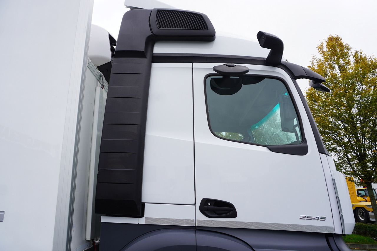 Kravas automašīna refrižerators MERCEDES-BENZ Actros 2545 MP5 / Lecapitaine 18 EPAL refrigerator / Bitemperature / Carrier Supra 850 MT / ADR AT: foto 16