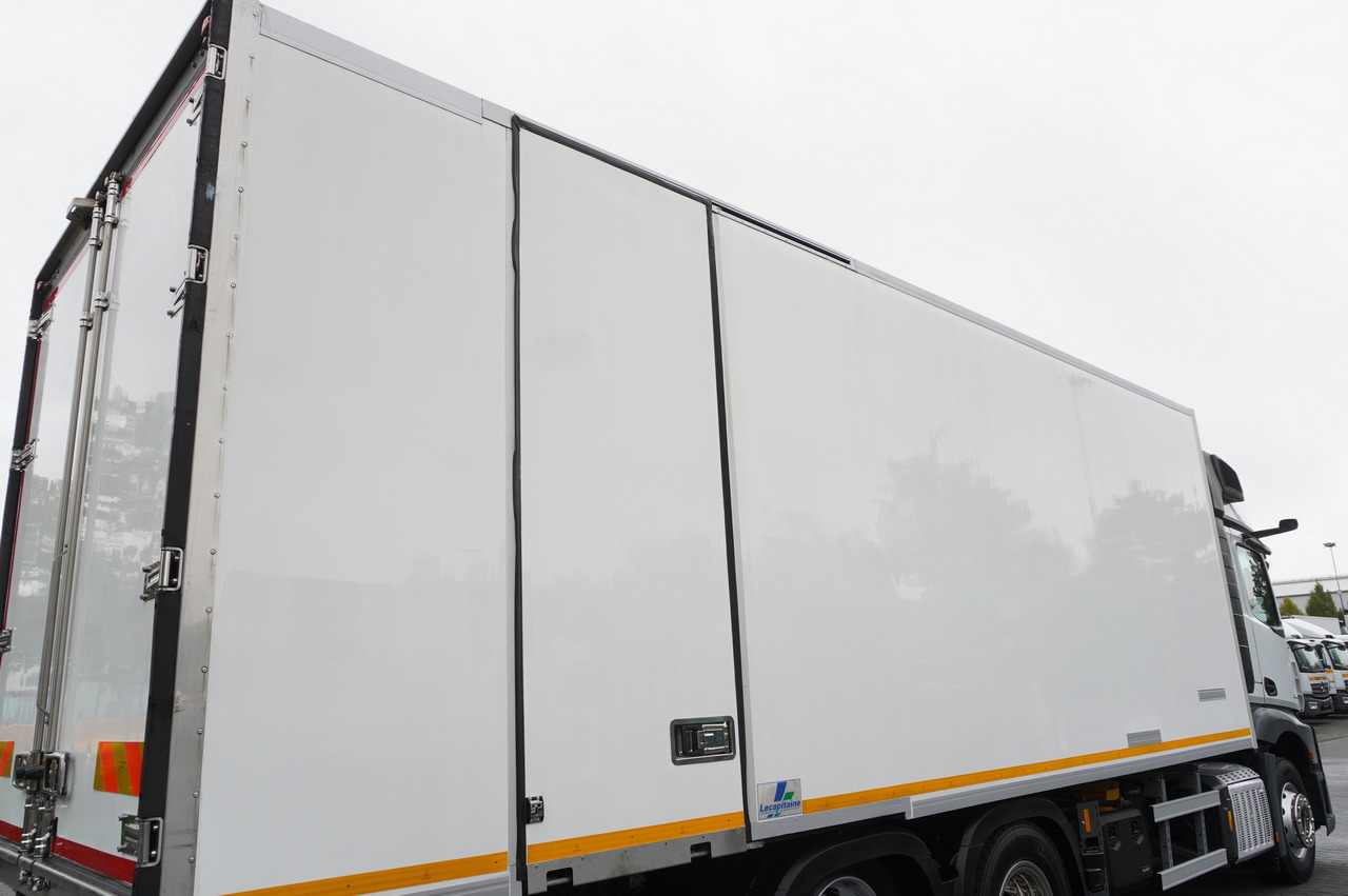 Kravas automašīna refrižerators MERCEDES-BENZ Actros 2545 MP5 / Lecapitaine 18 EPAL refrigerator / Bitemperature / Carrier Supra 850 MT / ADR AT: foto 12