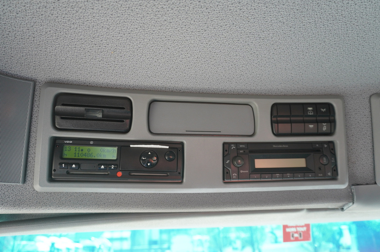 Bortu kravas automašīna/ Platforma, Kravas auto ar manipulatoru MERCEDES-BENZ Actros 2641 6×4 E5 / Crane / Dumper / 110000 km!: foto 27