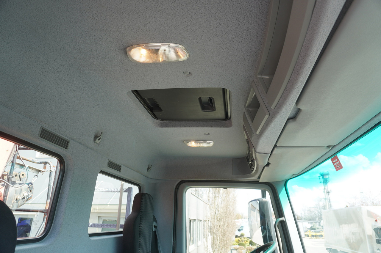 Bortu kravas automašīna/ Platforma, Kravas auto ar manipulatoru MERCEDES-BENZ Actros 2641 6×4 E5 / Crane / Dumper / 110000 km!: foto 29