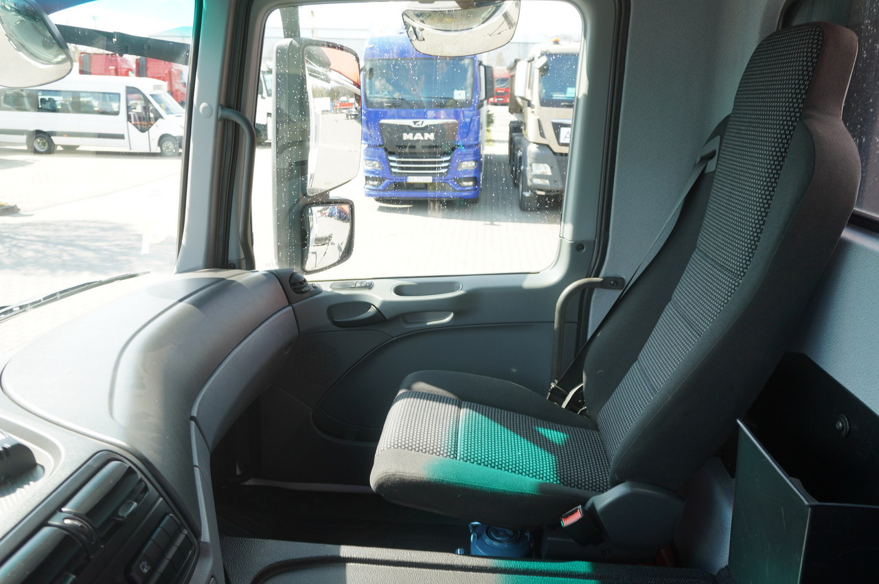 Bortu kravas automašīna/ Platforma, Kravas auto ar manipulatoru MERCEDES-BENZ Actros 2641 6×4 E5 / Crane / Dumper / 110000 km!: foto 23