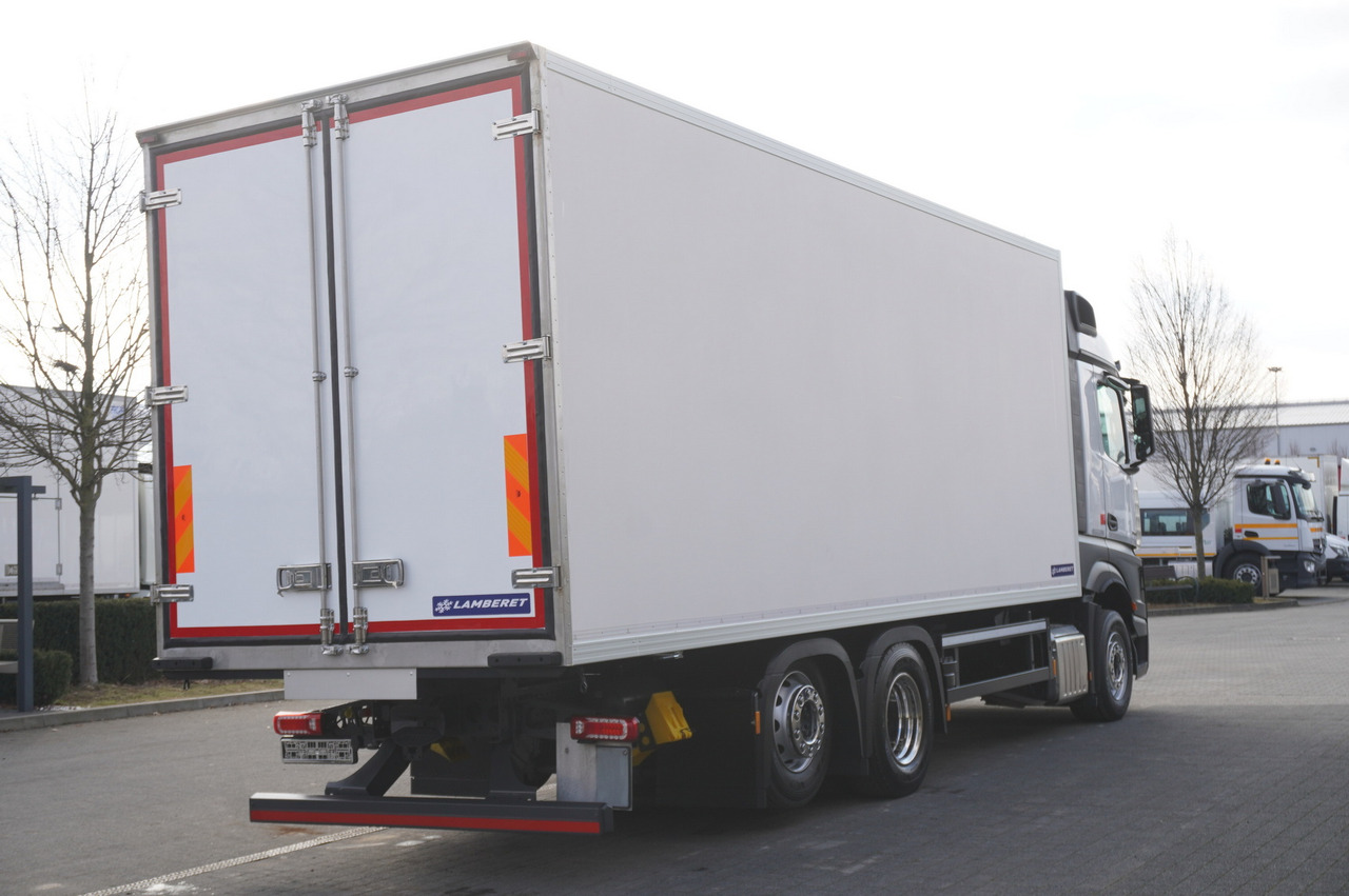 MERCEDES-BENZ Actros L 2545 / NEW Lamberet refrigerator / 2023 / 140 tho. km - Kravas automašīna refrižerators: foto 4 MERCEDES-BENZ Actros L 2545 / NEW Lamberet refrigerator / 2023 / 140 tho. km - Kravas automašīna refrižerators: foto 4