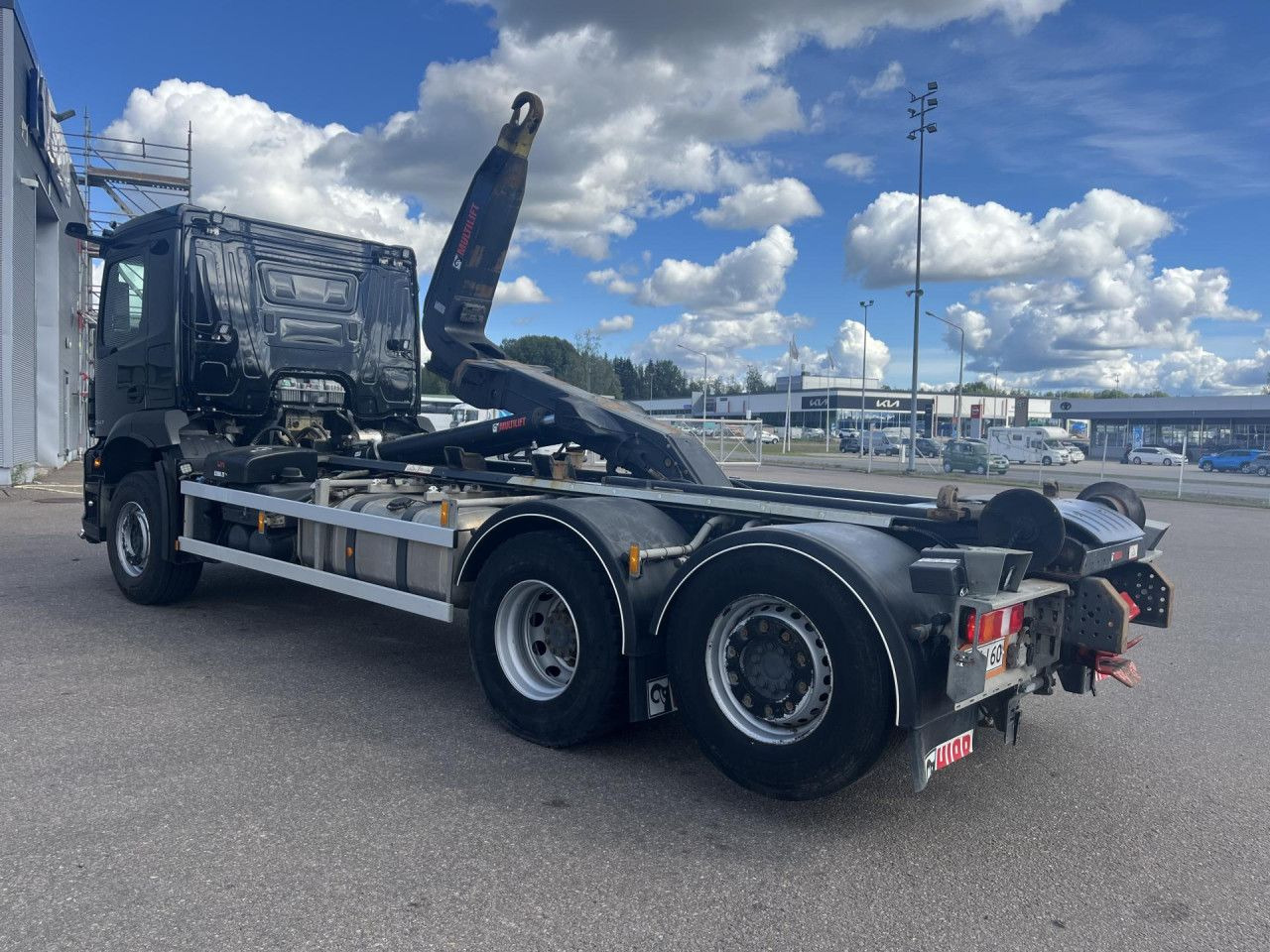 MERCEDES-BENZ Arocs 2543 6x2*4 / 21t Hooklift HIAB ULT21Z56 / 2022 - Pacēlājs ar āķi: foto 2 MERCEDES-BENZ Arocs 2543 6x2*4 / 21t Hooklift HIAB ULT21Z56 / 2022 - Pacēlājs ar āķi: foto 2