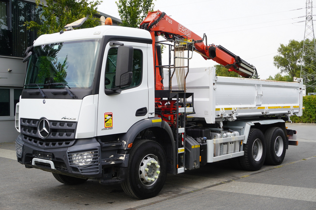MERCEDES-BENZ Arocs 2636 / 6x4 / HDS Fassi / 3-Way Tipper / Bortmatic - Kravas auto ar manipulatoru: foto 4 MERCEDES-BENZ Arocs 2636 / 6x4 / HDS Fassi / 3-Way Tipper / Bortmatic - Kravas auto ar manipulatoru: foto 4