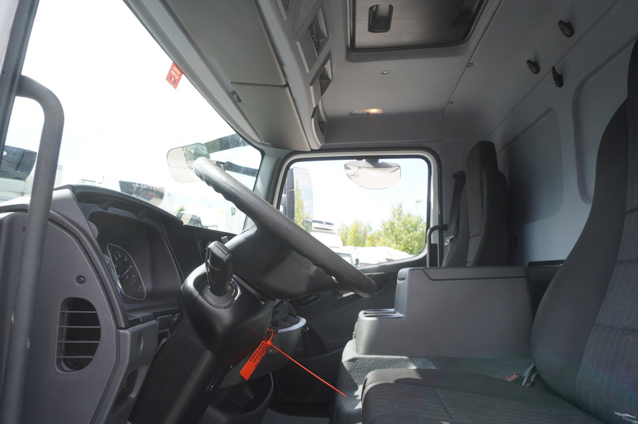 Kravas automašīna refrižerators, Kravas auto ar manipulatoru pārvadāšana gaļas MERCEDES-BENZ Atego 1021 / Lamberet meat hook refrigerator / Carcass elevator 1000 kg / Thermoking T800 R: foto 20