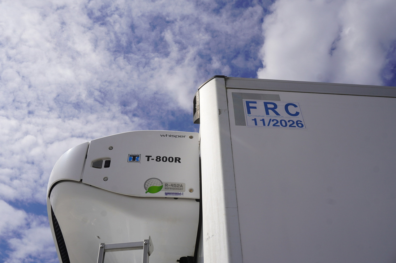 Kravas automašīna refrižerators, Kravas auto ar manipulatoru pārvadāšana gaļas MERCEDES-BENZ Atego 1021 / Lamberet meat hook refrigerator / Carcass elevator 1000 kg / Thermoking T800 R: foto 12