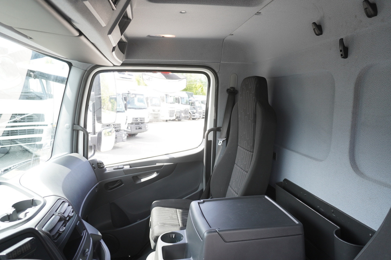 Kravas automašīna refrižerators, Kravas auto ar manipulatoru pārvadāšana gaļas MERCEDES-BENZ Atego 1021 / Lamberet meat hook refrigerator / Carcass elevator 1000 kg / Thermoking T800 R: foto 25