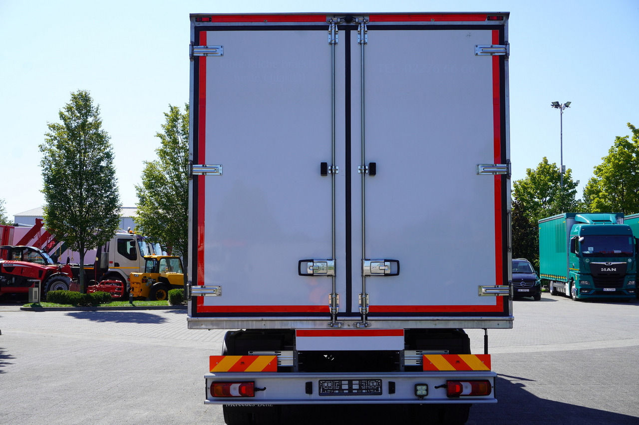 MERCEDES-BENZ Atego 1223 / Bitemperature Refrigerator 12 EPAL / Full ADR / Sleeper cab / 175 tho. km - Kravas automašīna refrižerators: foto 4 MERCEDES-BENZ Atego 1223 / Bitemperature Refrigerator 12 EPAL / Full ADR / Sleeper cab / 175 tho. km - Kravas automašīna refrižerators: foto 4