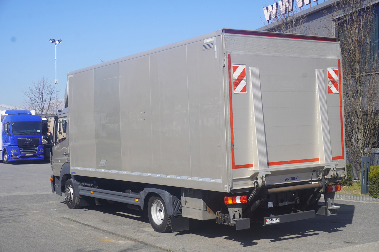 MERCEDES-BENZ Atego 818 / Box superstructure / DAUTEL tailgate 1.5 T - Kravas automašīna ar slēgto virsbūvi: foto 3 MERCEDES-BENZ Atego 818 / Box superstructure / DAUTEL tailgate 1.5 T - Kravas automašīna ar slēgto virsbūvi: foto 3
