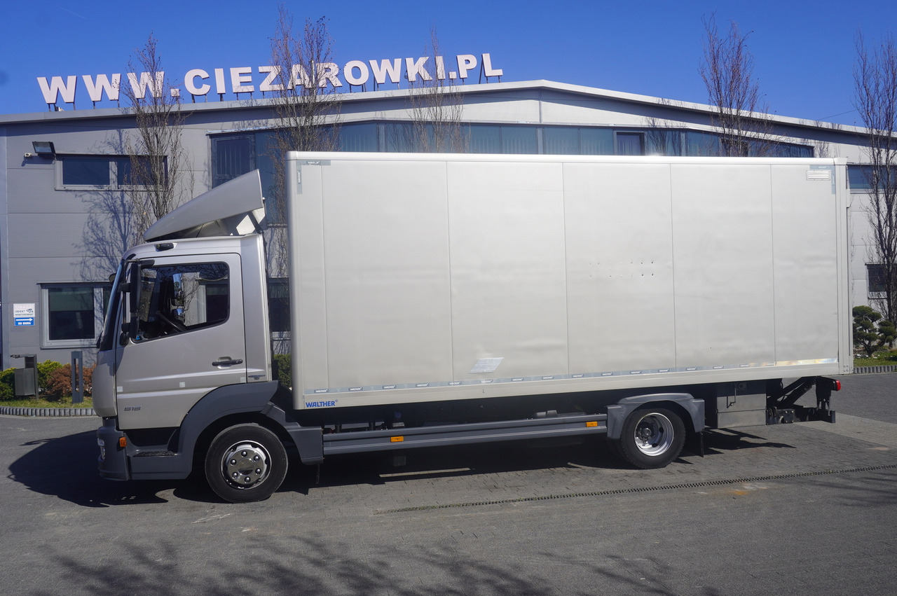 MERCEDES-BENZ Atego 818 / Box superstructure / DAUTEL tailgate 1.5 T - Kravas automašīna ar slēgto virsbūvi: foto 2 MERCEDES-BENZ Atego 818 / Box superstructure / DAUTEL tailgate 1.5 T - Kravas automašīna ar slēgto virsbūvi: foto 2