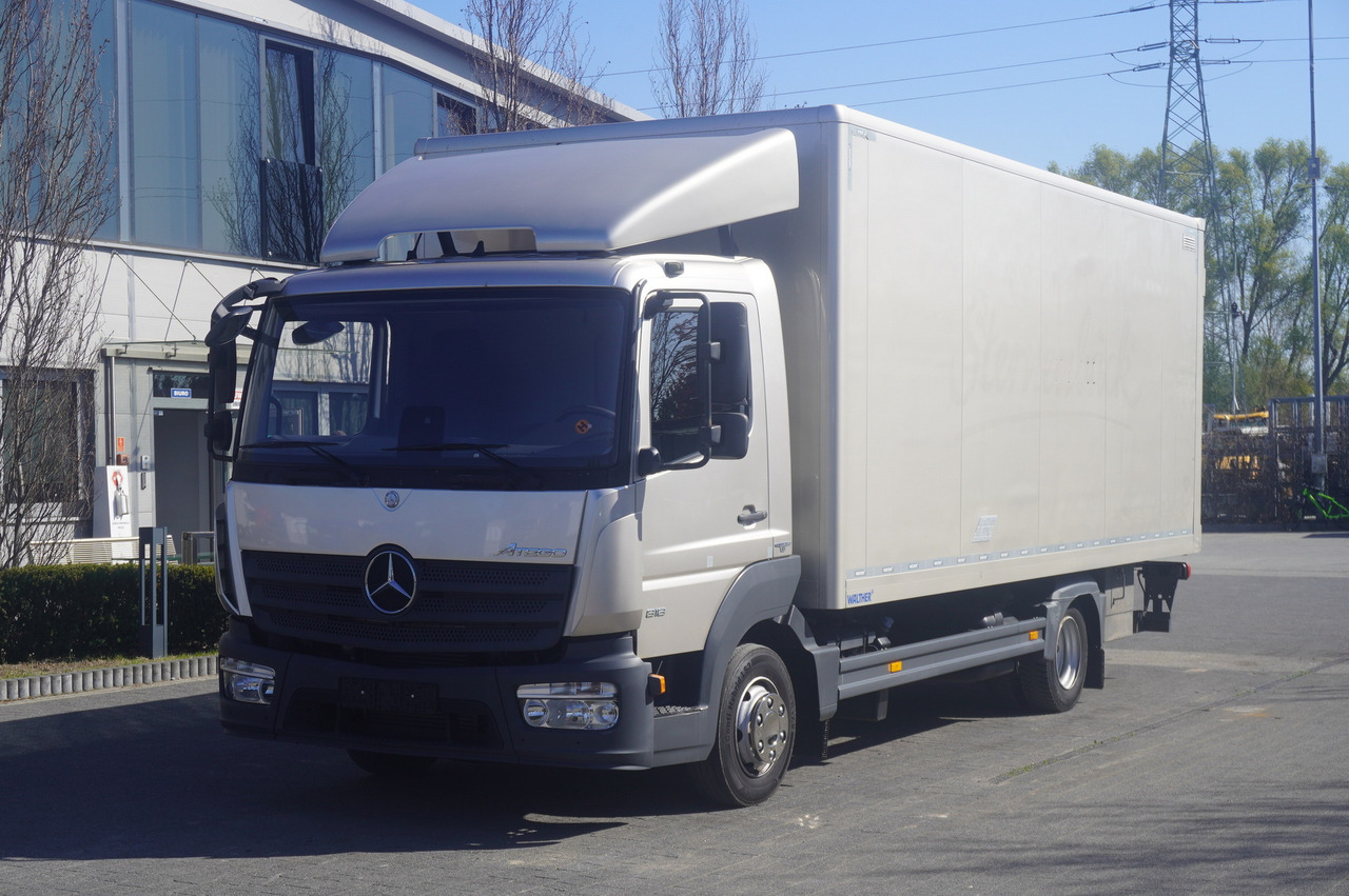 MERCEDES-BENZ Atego 818 / Box superstructure / DAUTEL tailgate 1.5 T - Kravas automašīna ar slēgto virsbūvi: foto 1 MERCEDES-BENZ Atego 818 / Box superstructure / DAUTEL tailgate 1.5 T - Kravas automašīna ar slēgto virsbūvi: foto 1