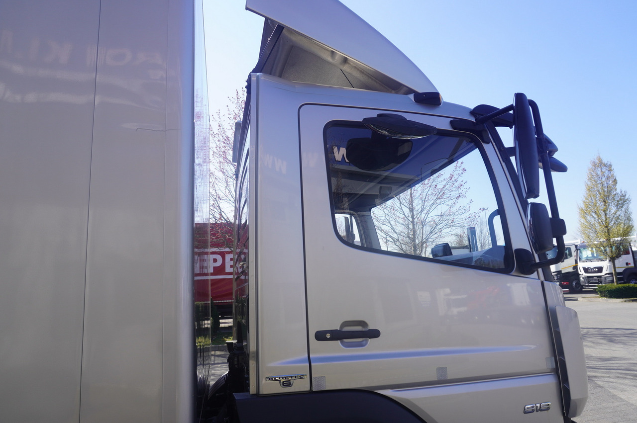 Kravas automašīna ar slēgto virsbūvi MERCEDES-BENZ Atego 818 / Box superstructure / DAUTEL tailgate 1.5T: foto 15