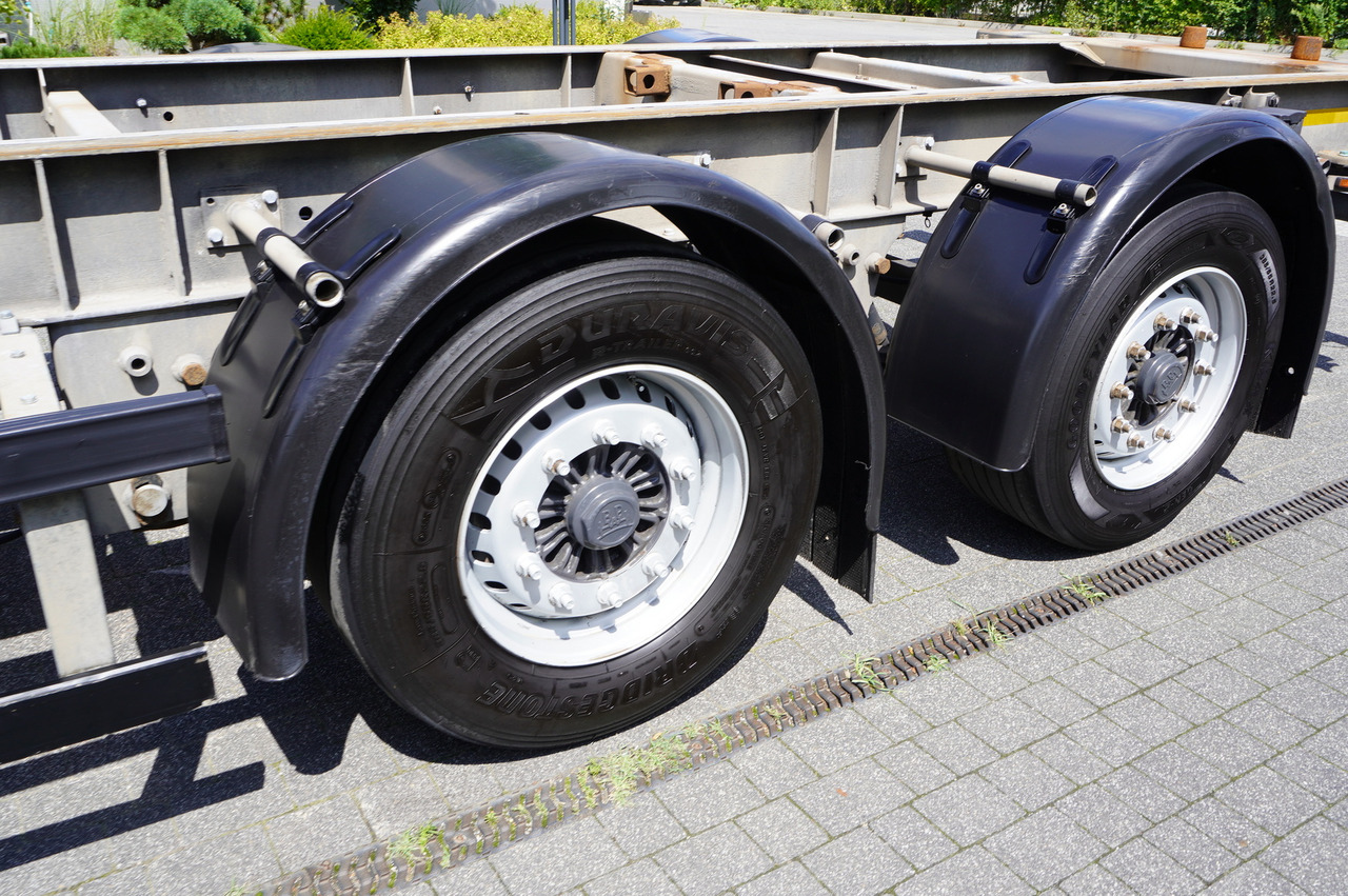 MIDLINER standard tandem - Piekabe šasija: foto 3 MIDLINER standard tandem - Piekabe šasija: foto 3