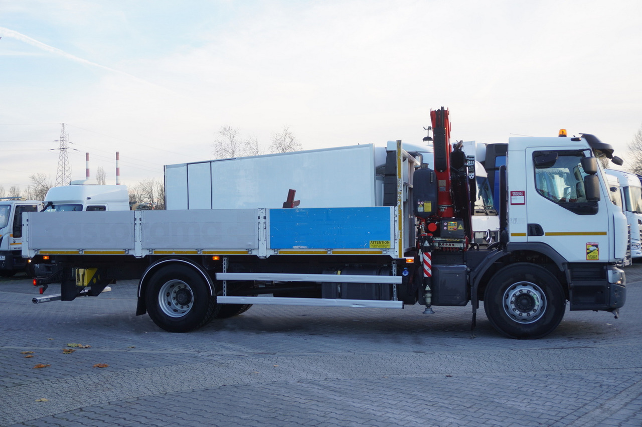 RENAULT C280 DTI 8 / FASSI crane 5.6 T / range 8 m / Flatbed 15 EPAL - Bortu kravas automašīna/ Platforma, Kravas auto ar manipulatoru: foto 4 RENAULT C280 DTI 8 / FASSI crane 5.6 T / range 8 m / Flatbed 15 EPAL - Bortu kravas automašīna/ Platforma, Kravas auto ar manipulatoru: foto 4