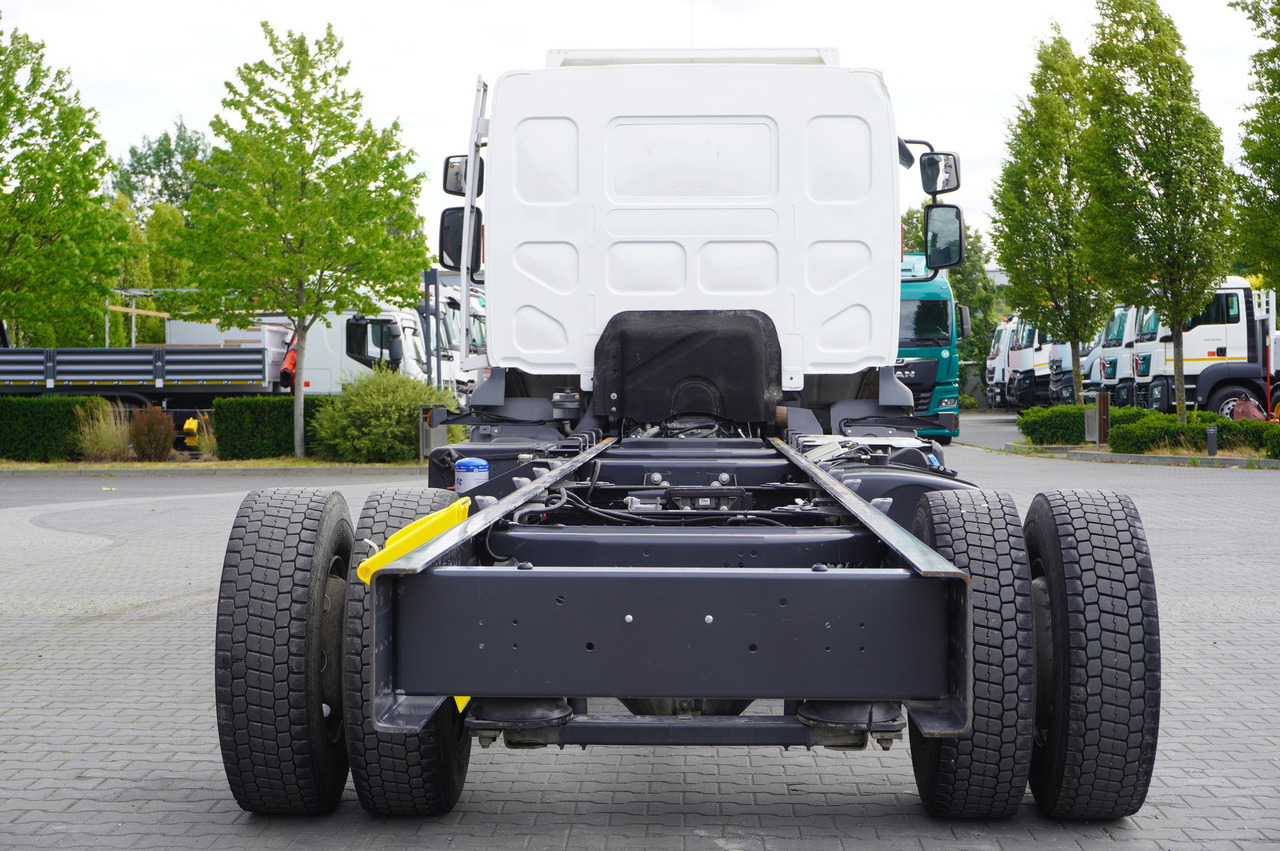 RENAULT D16 / Chassis 7.1 m / Differential lock - Šasija kravas automašīna: foto 4 RENAULT D16 / Chassis 7.1 m / Differential lock - Šasija kravas automašīna: foto 4