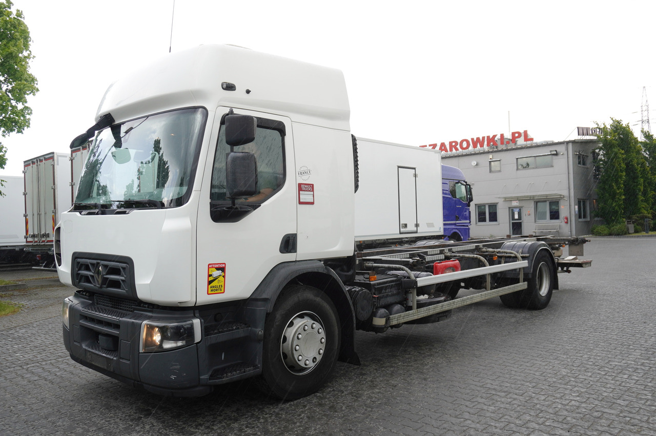 RENAULT D19 Wide Glob / BDF / load capacity 11t / 280 thousand km / tail lift - Šasija kravas automašīna: foto 2 RENAULT D19 Wide Glob / BDF / load capacity 11t / 280 thousand km / tail lift - Šasija kravas automašīna: foto 2