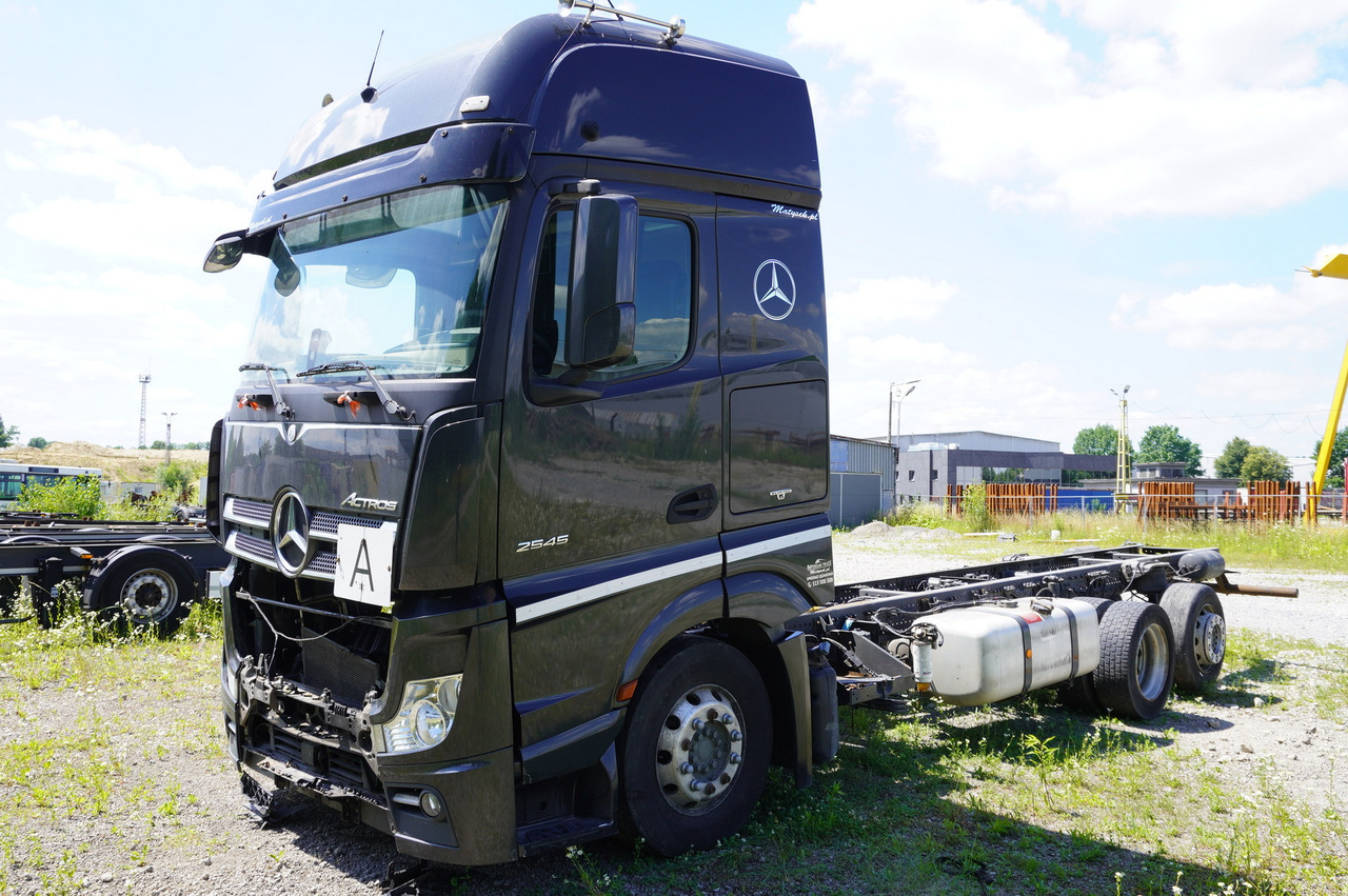 MERCEDES-BENZ Actros 2545 GIGA / without engine - Rezerves daļa: foto 2 MERCEDES-BENZ Actros 2545 GIGA / without engine - Rezerves daļa: foto 2