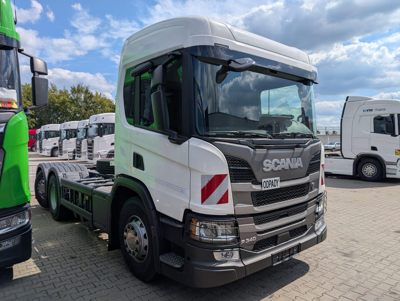 SCANIA P 340 B6x2*4NA / chassis frame / steering axle / CNG / large cab / 8 units - Atkritumu vedējs: foto 2 SCANIA P 340 B6x2*4NA / chassis frame / steering axle / CNG / large cab / 8 units - Atkritumu vedējs: foto 2