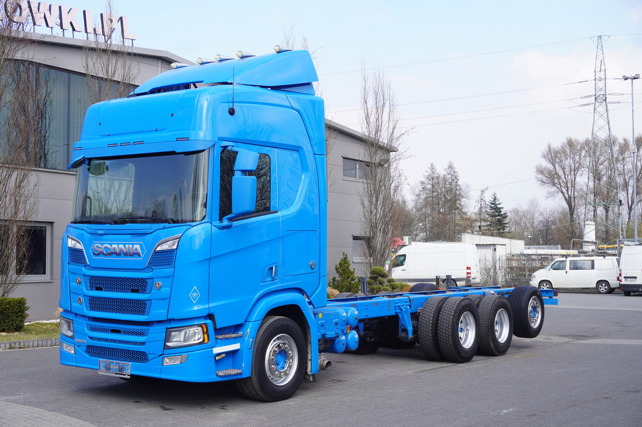 SCANIA R650 V8 / 650 HP/ frame 8.8 m / steered 4th axle - Kravas auto ar manipulatoru: foto 1 SCANIA R650 V8 / 650 HP/ frame 8.8 m / steered 4th axle - Kravas auto ar manipulatoru: foto 1