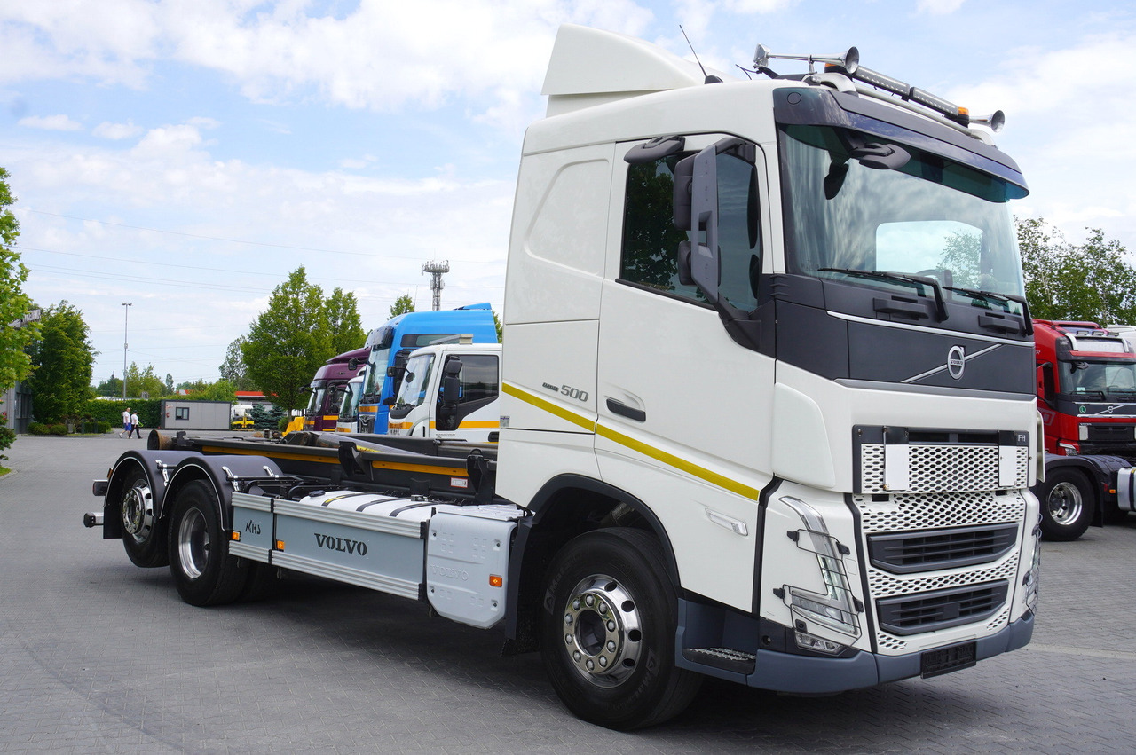 VOLVO FH 500 / VDL hooklift 21 tons / 2022 / steering 3d axle / 2 units - Pacēlājs ar āķi: foto 2 VOLVO FH 500 / VDL hooklift 21 tons / 2022 / steering 3d axle / 2 units - Pacēlājs ar āķi: foto 2