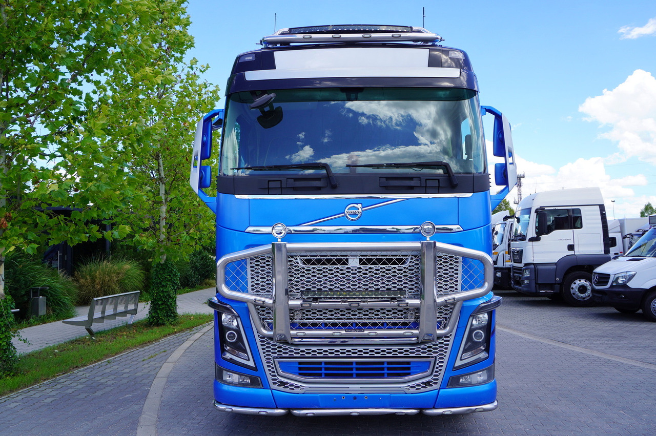 VOLVO FH16 750 8x4 / ALUCAR stanchion superstructure / 7.6 m chassis / Steered axle - Šasija kravas automašīna: foto 5 VOLVO FH16 750 8x4 / ALUCAR stanchion superstructure / 7.6 m chassis / Steered axle - Šasija kravas automašīna: foto 5