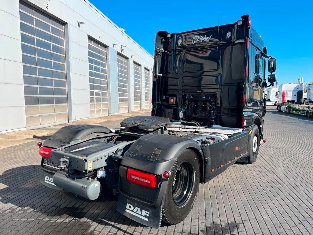 DAF XF 530 FT SC 4x4 PXP Intarder Kipphydraulik - Vilcējs: foto 4 DAF XF 530 FT SC 4x4 PXP Intarder Kipphydraulik - Vilcējs: foto 4