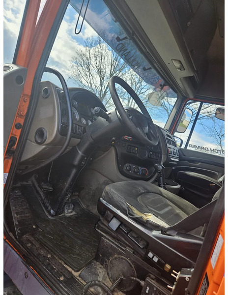 DAF XF 105 410 | 6X2 | Manual | Euro 5 | 10 Tyres - Šasija kravas automašīna: foto 5 DAF XF 105 410 | 6X2 | Manual | Euro 5 | 10 Tyres - Šasija kravas automašīna: foto 5