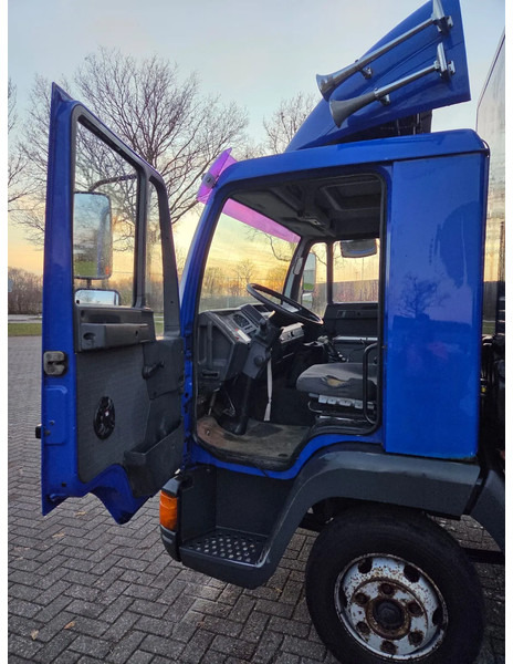 MAN L20 Full steel suspension Manual Dieslpump - Kravas automašīna ar slēgto virsbūvi: foto 5 MAN L20 Full steel suspension Manual Dieslpump - Kravas automašīna ar slēgto virsbūvi: foto 5