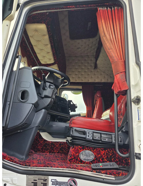Scania R450 Retarder | Euro 6 | 6x2 | Special Interior | 2016 | King o/t Road | New Tacho - Vilcējs: foto 3 Scania R450 Retarder | Euro 6 | 6x2 | Special Interior | 2016 | King o/t Road | New Tacho - Vilcējs: foto 3