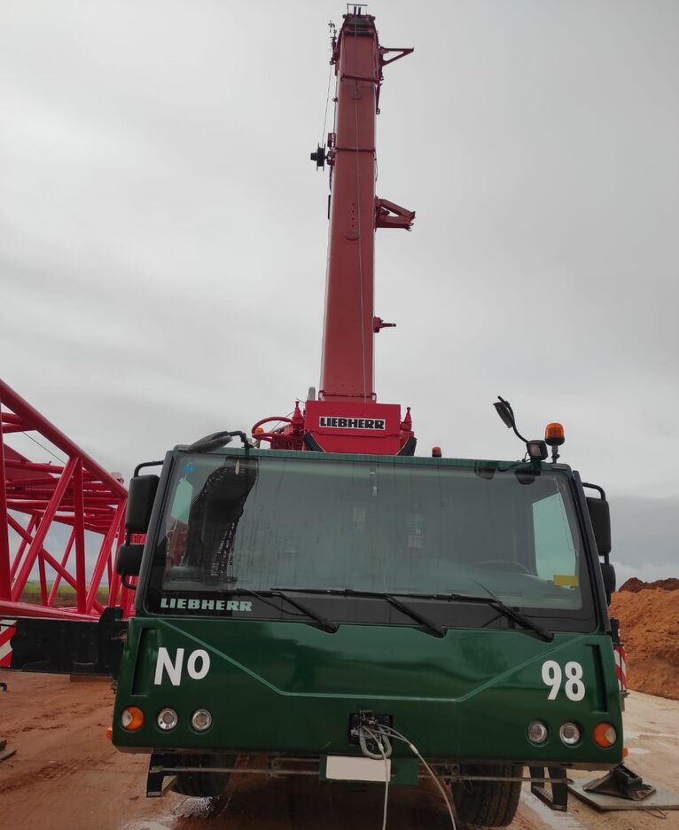 Liebherr LTM 1130 5.1 - Autoceltnis: foto 4 Liebherr LTM 1130 5.1 - Autoceltnis: foto 4