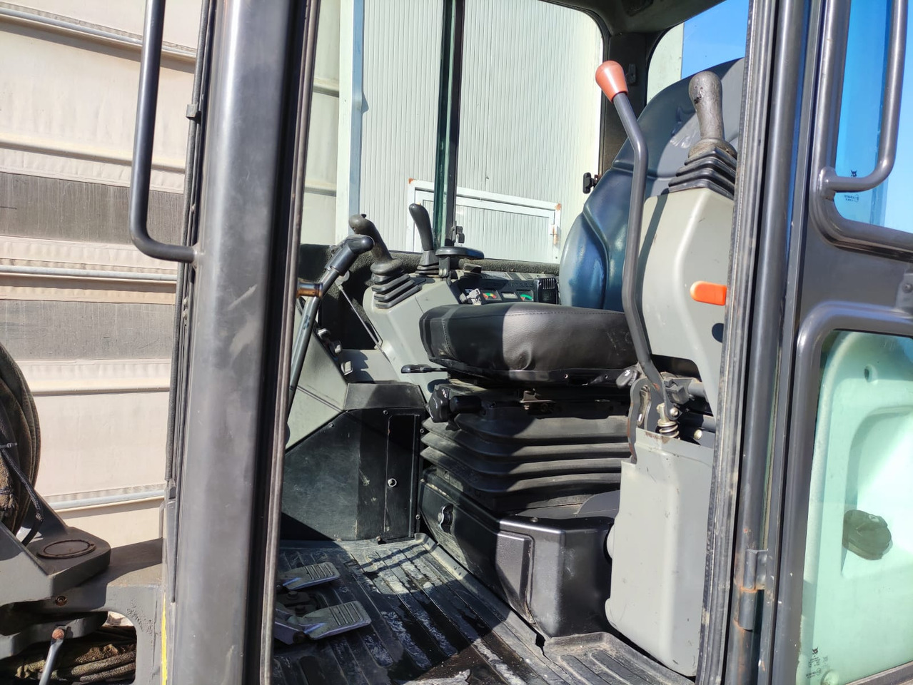 BOBCAT E50EM - Mini-ekskavators: foto 5 BOBCAT E50EM - Mini-ekskavators: foto 5