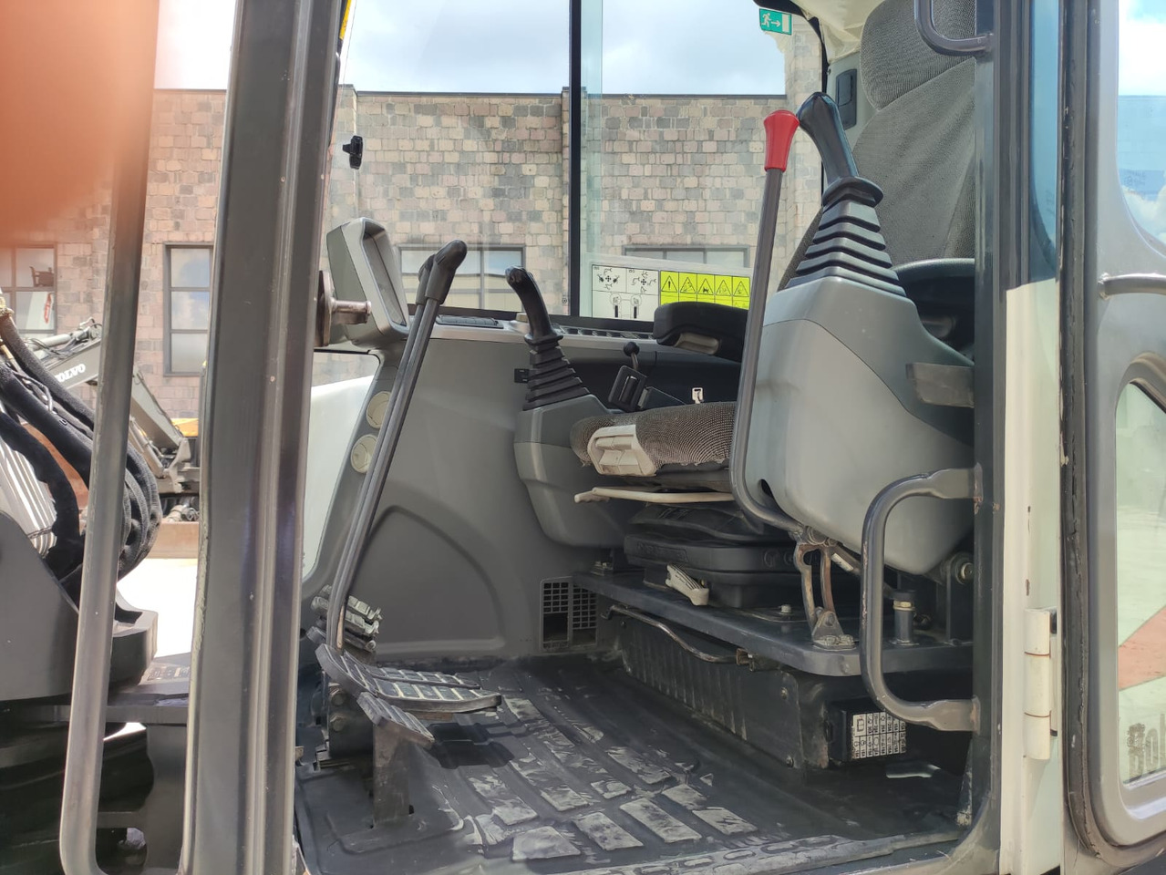 BOBCAT E80EA - Kāpurķēžu ekskavators: foto 5 BOBCAT E80EA - Kāpurķēžu ekskavators: foto 5