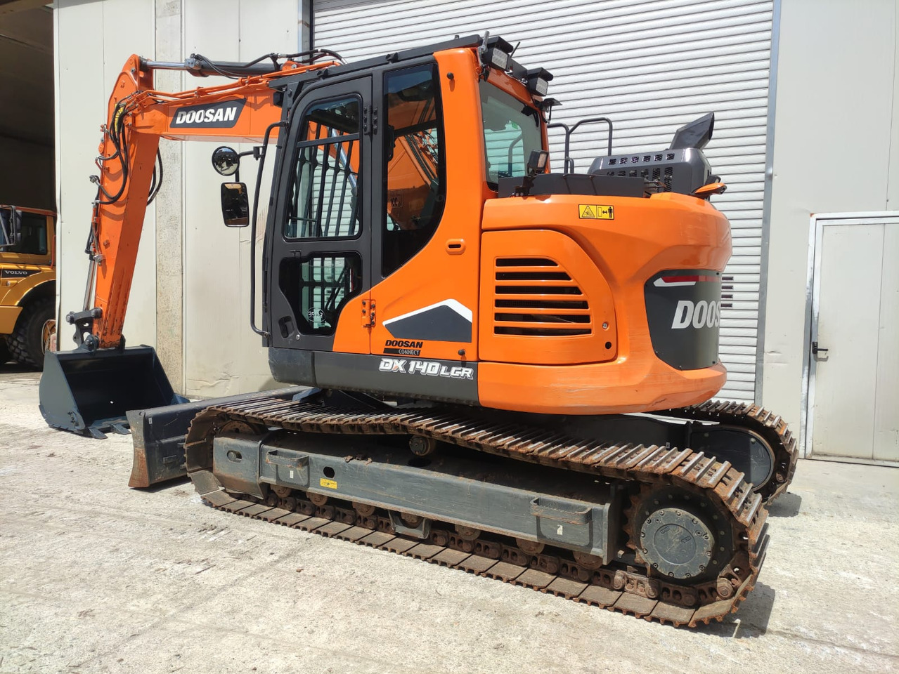 DOOSAN DX140LCR-7 - Kāpurķēžu ekskavators: foto 2 DOOSAN DX140LCR-7 - Kāpurķēžu ekskavators: foto 2