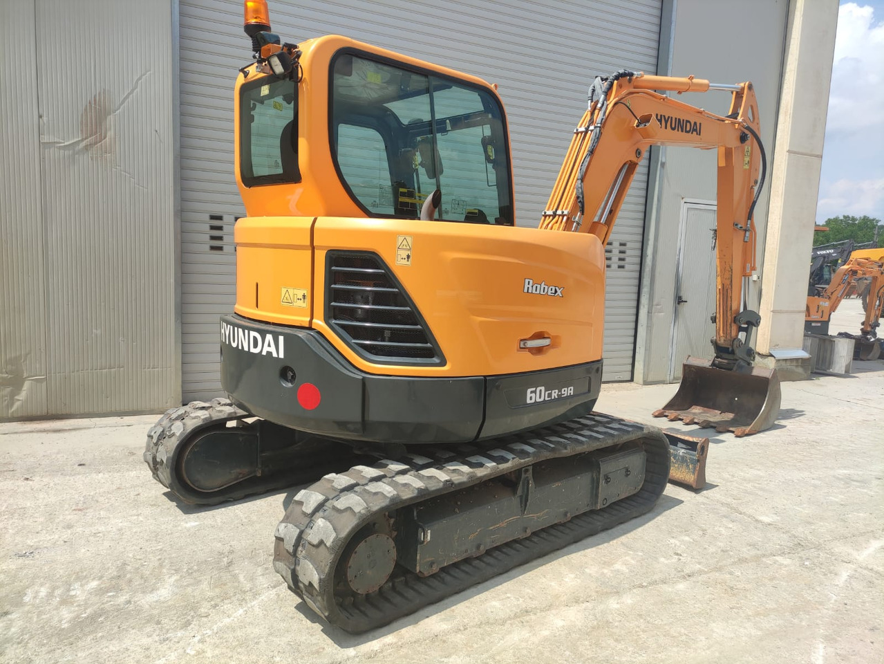 HYUNDAI R60CR-9A - Mini-ekskavators: foto 4 HYUNDAI R60CR-9A - Mini-ekskavators: foto 4