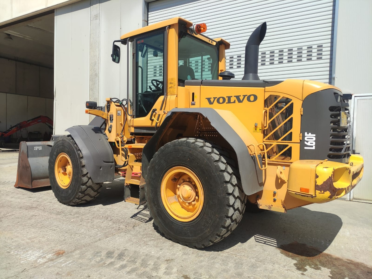 VOLVO L60F - Riteņu iekrāvējs: foto 4 VOLVO L60F - Riteņu iekrāvējs: foto 4
