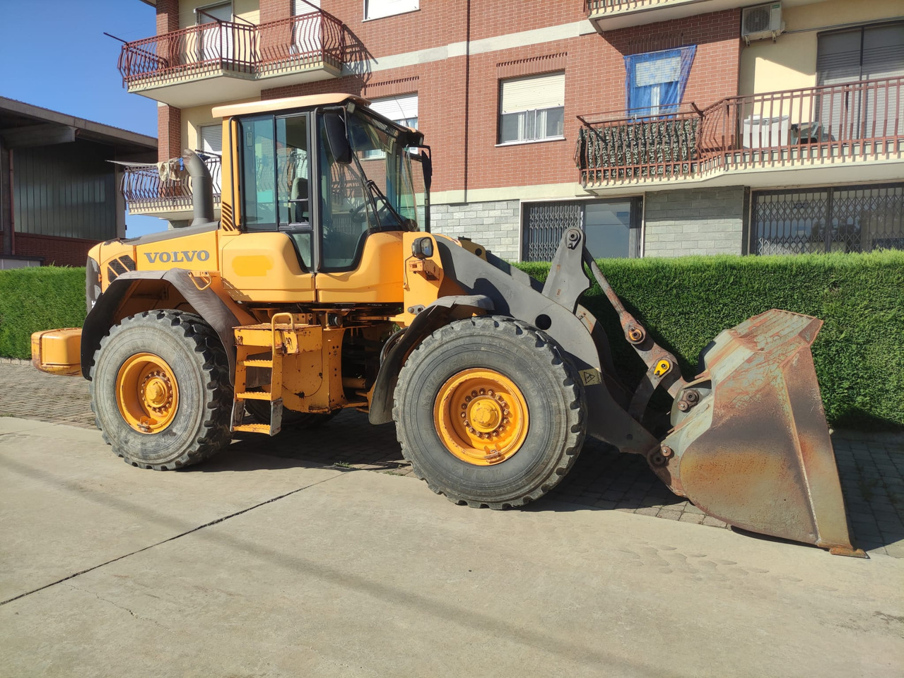 VOLVO L70F - Riteņu iekrāvējs: foto 3 VOLVO L70F - Riteņu iekrāvējs: foto 3