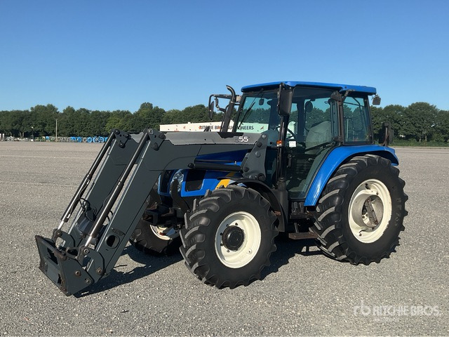2005 New Holland TL100A 4WD Tractor - Traktors: foto 2 2005 New Holland TL100A 4WD Tractor - Traktors: foto 2