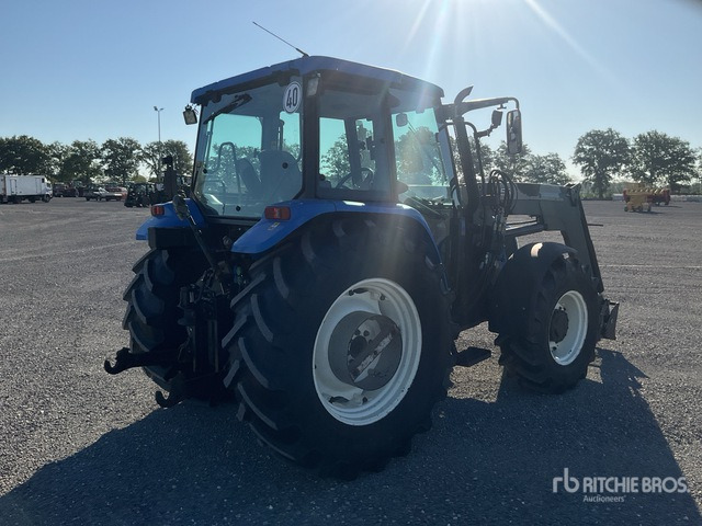 2005 New Holland TL100A 4WD Tractor - Traktors: foto 3 2005 New Holland TL100A 4WD Tractor - Traktors: foto 3