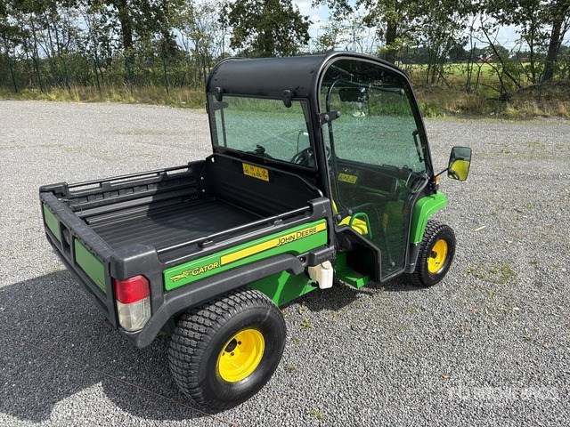 2014 John Deere Gator 4x2 Electric Utility Vehicle - Kvadricikls: foto 4 2014 John Deere Gator 4x2 Electric Utility Vehicle - Kvadricikls: foto 4