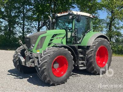 FENDT 828 VARIO SCR P Plus - Traktors: foto 1 FENDT 828 VARIO SCR P Plus - Traktors: foto 1