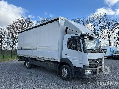 MERCEDES-BENZ ATEGO 1224L - Kravas automašīna ar tentu: foto 4 MERCEDES-BENZ ATEGO 1224L - Kravas automašīna ar tentu: foto 4
