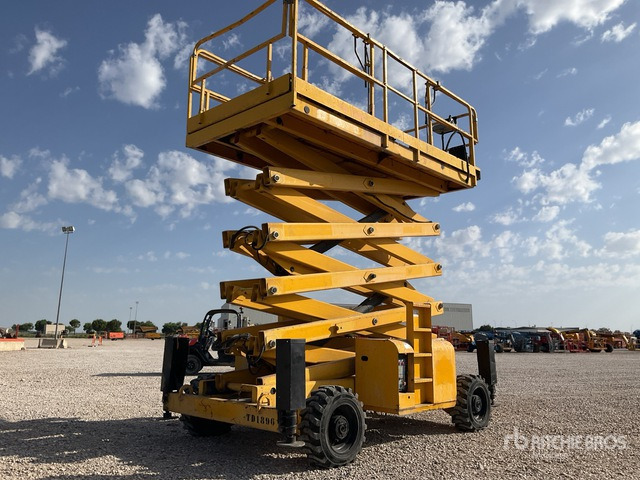 2004 Haulotte H18SX 4x4 Diesel Scissor Lift - Šķērveida pacēlājs: foto 3 2004 Haulotte H18SX 4x4 Diesel Scissor Lift - Šķērveida pacēlājs: foto 3